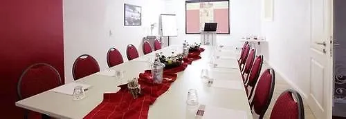 Otel Garni Dorfkammer 3*